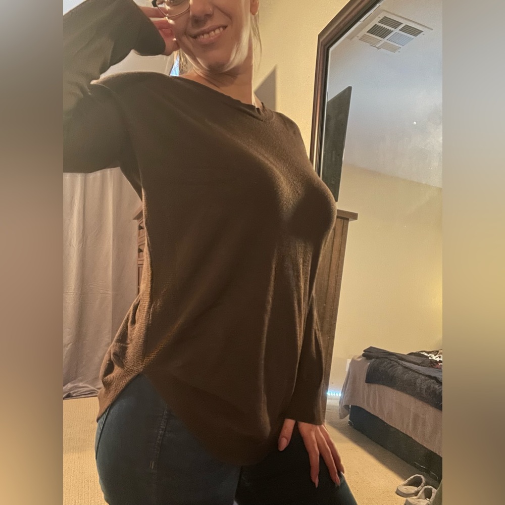 Olive long sleeve sweater w/cross back detail